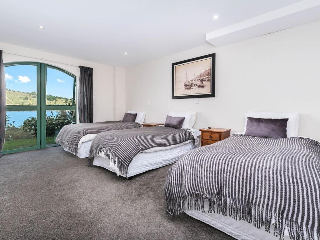Lakefront Living At Remarkables Retreat - Unit 4 Квинстаун Экстерьер фото